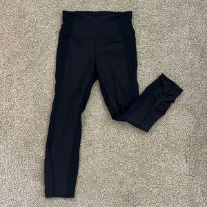 Lululemon black side ribbed leggings